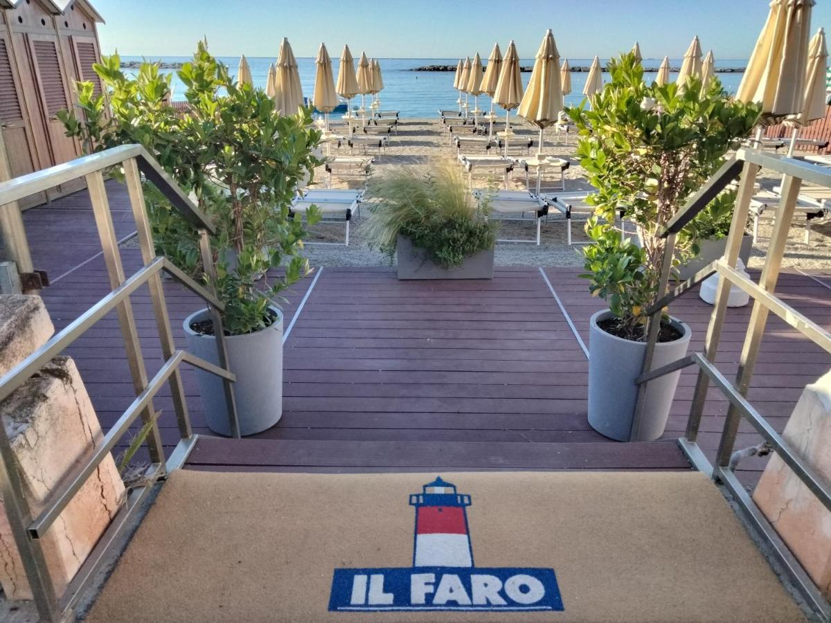 Hotel Delle Rose San Bartolomeo Al Mare Exterior foto