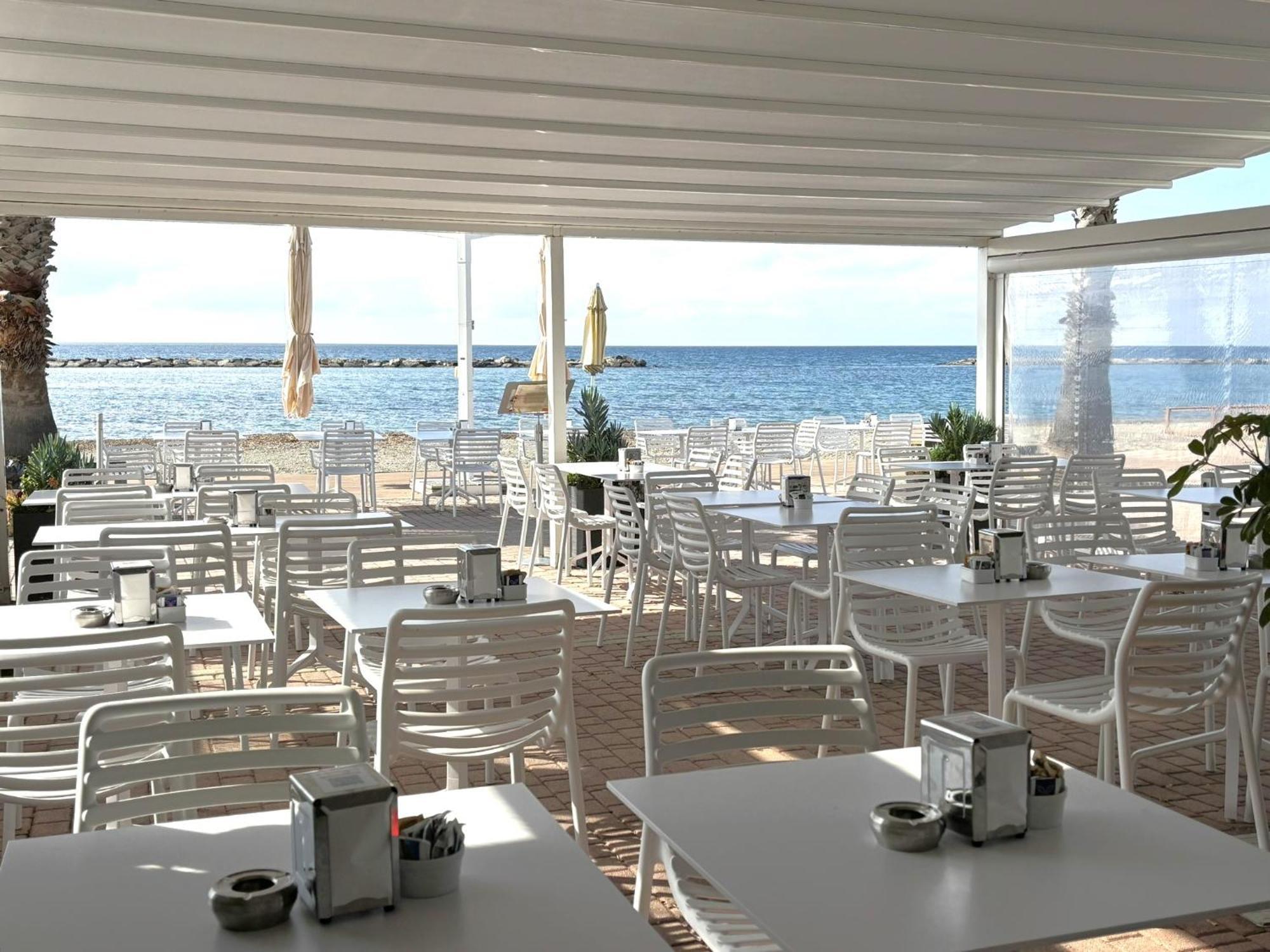 Hotel Delle Rose San Bartolomeo Al Mare Exterior foto