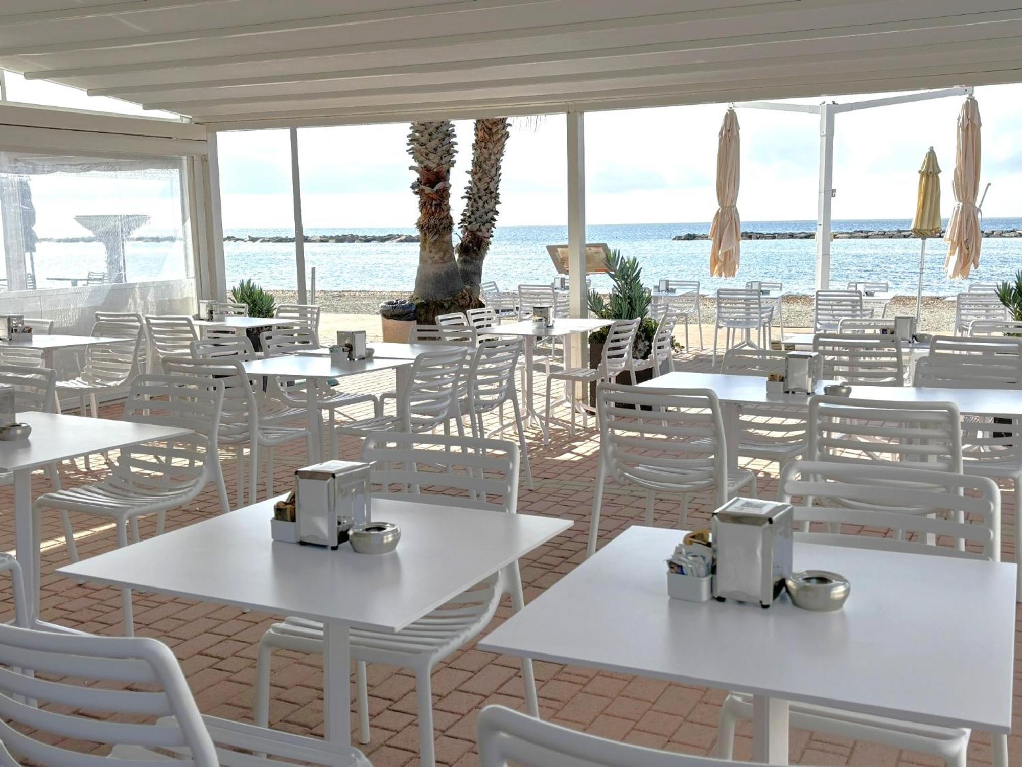 Hotel Delle Rose San Bartolomeo Al Mare Exterior foto