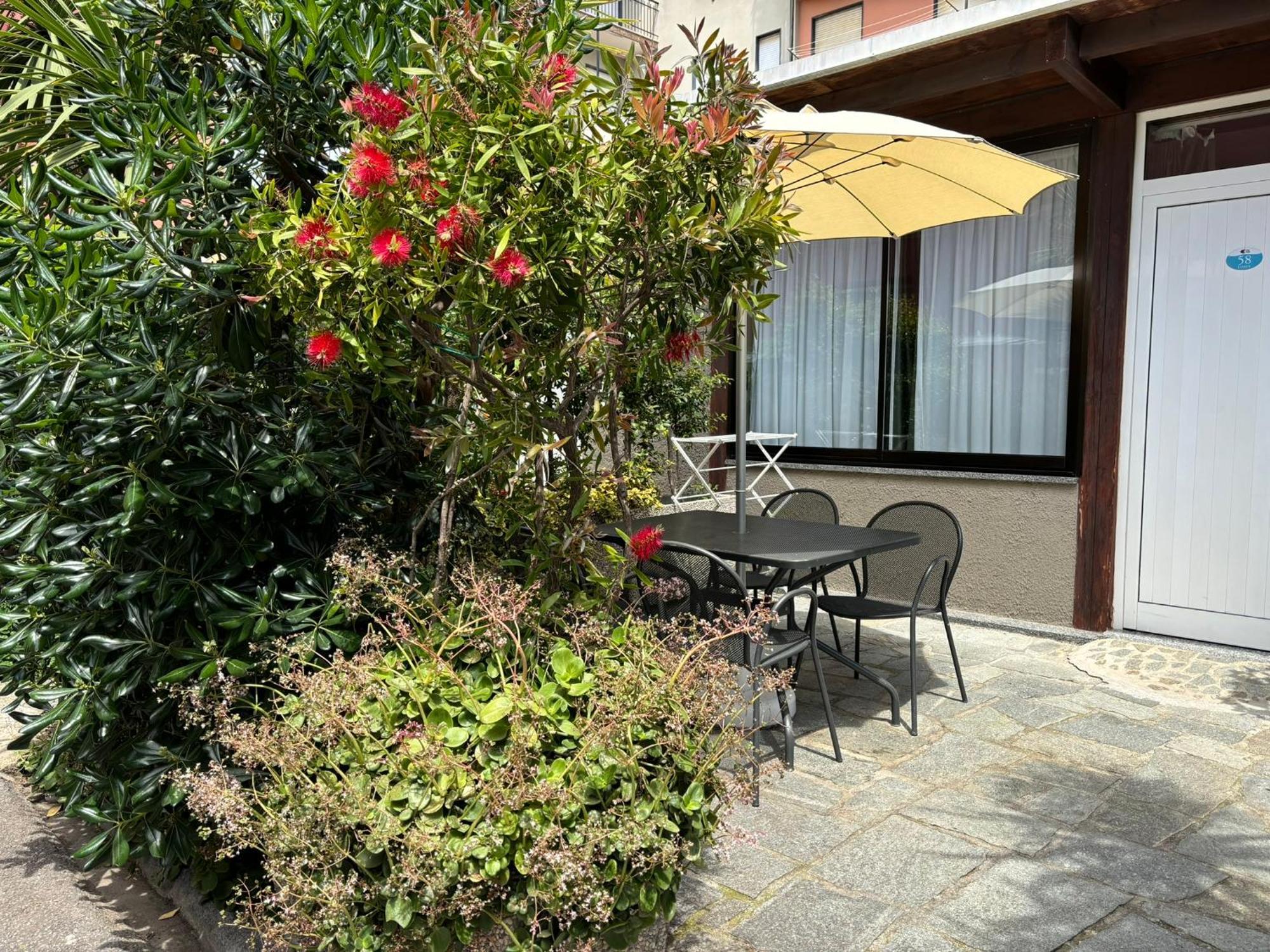 Hotel Delle Rose San Bartolomeo Al Mare Exterior foto